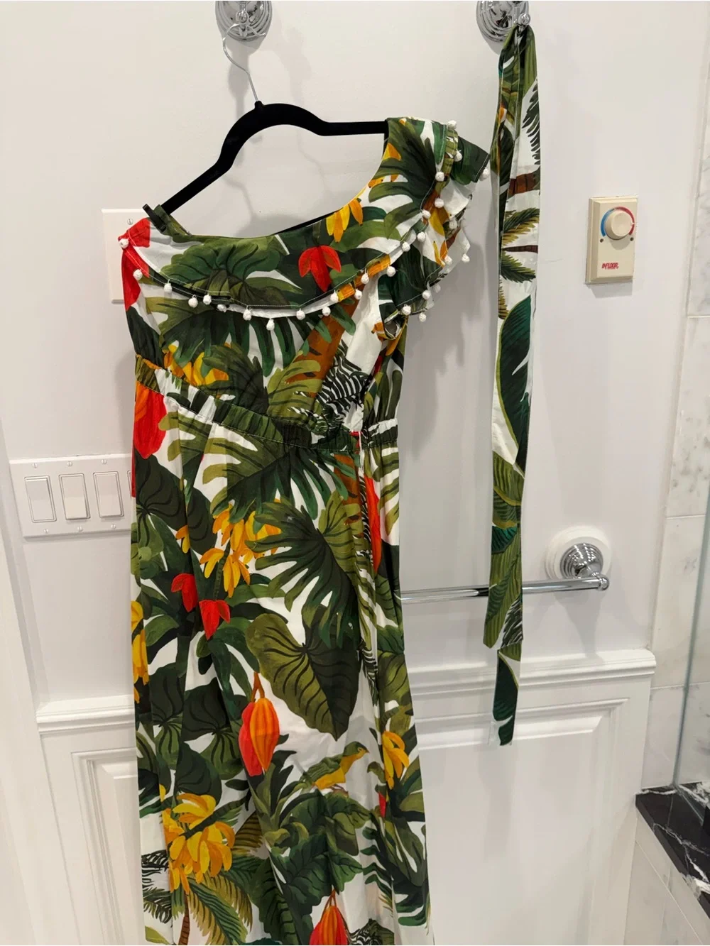 FARM Rio Tropical One-Shoulder Maxi Dress in Green, Orange & Yellow - Picture 2 of 3